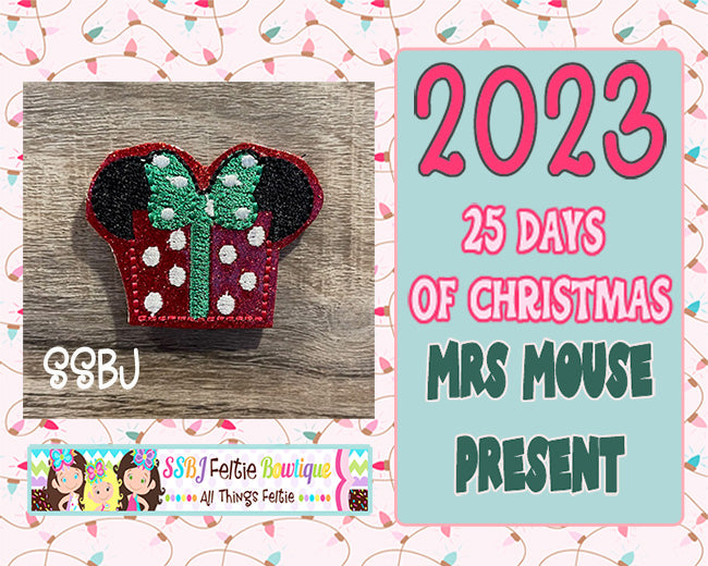 Mrs Mouse Present 25 Days of Christmas 2023 Embroidery File